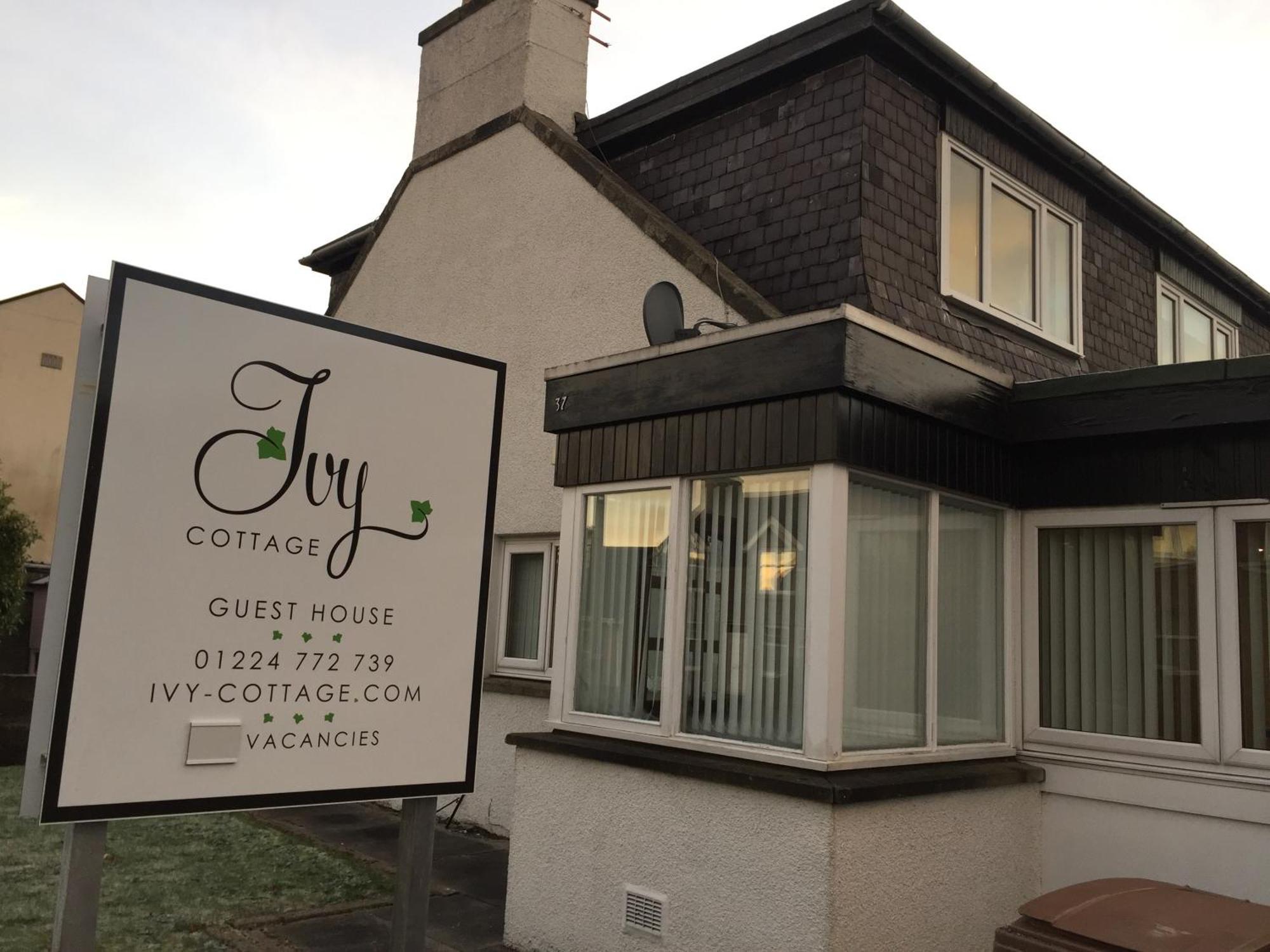 Ivy Cottage-Serviced Accommodation Dyce Luaran gambar